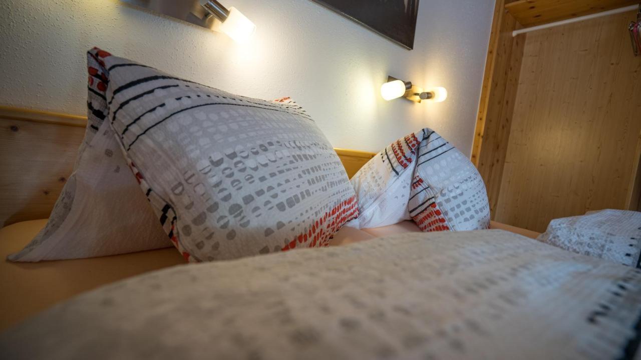 Haus Lutz Apartment Hintertux Ngoại thất bức ảnh